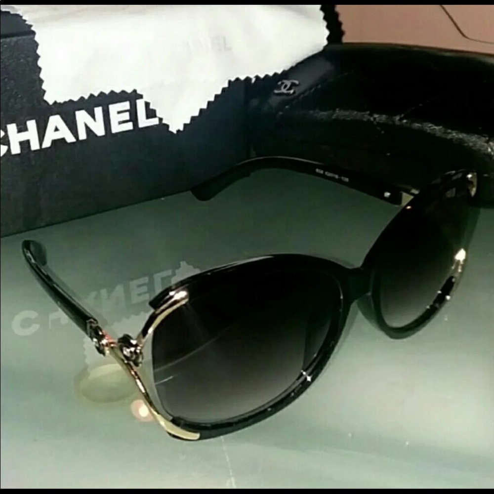 Chanel Sunglasses 🕶